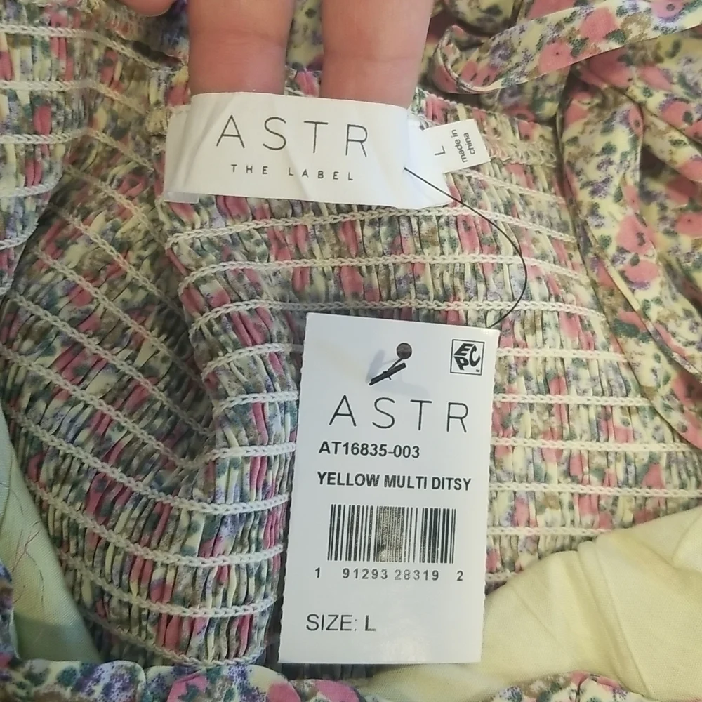 💕ASTR💕 Tie Back Bubble Sleeve Top ~ Yellow Multi Ditsy Large L NWT